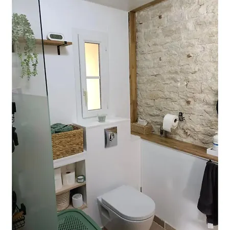 Casa de Férias Maison Ancienne Climatisee Cosy *