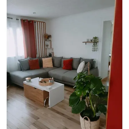 Casa de Férias Maison Ancienne Climatisee Cosy Vars (Charente)